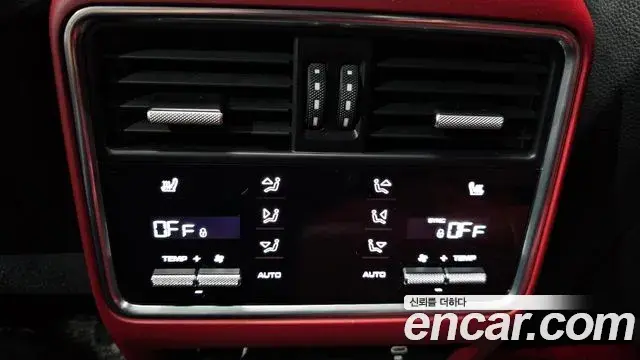 Porsche Cayenne 2020 — Şəkil 8/32