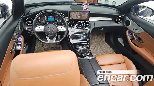 Mercedes-Benz C-Class 2019 — Photo 15/30