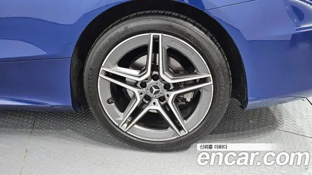 Mercedes-Benz C-Class 2019 — Photo 22/30