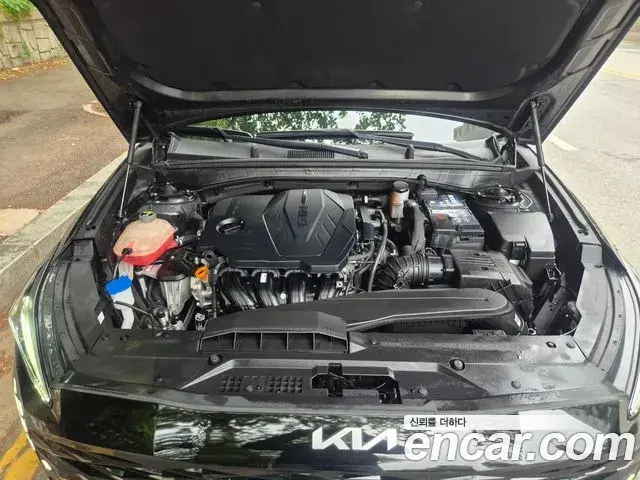 Kia K8 2022 — Şəkil 19/20