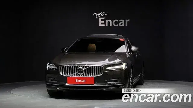 Volvo S90 2022 — Şəkil 30/33