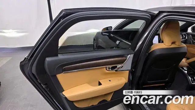 Volvo S90 2022 — Şəkil 22/33
