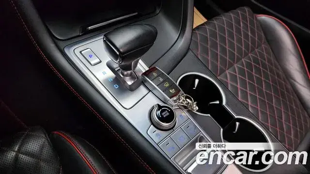 Genesis G70 2018 — Photo 12/20
