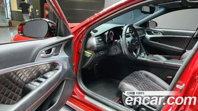 Genesis G70 2018 — Photo 1/20