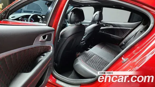 Genesis G70 2018 — Photo 14/20