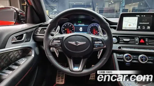 Genesis G70 2018 — Photo 18/20
