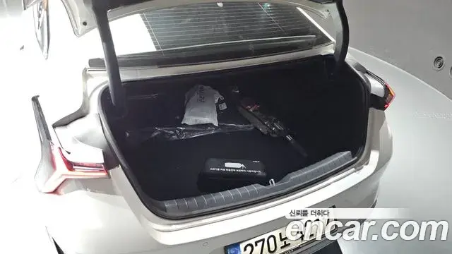 Kia K8 2025 — Şəkil 19/31