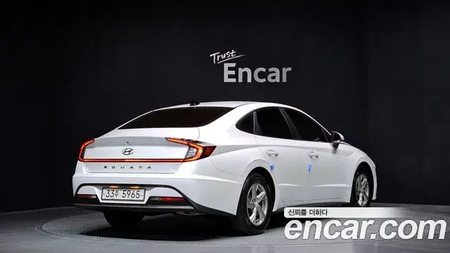 Hyundai Sonata Hybrid 2019 — Şəkil 32/32
