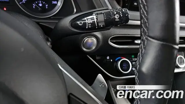 Hyundai Sonata Hybrid 2019 — Şəkil 31/32