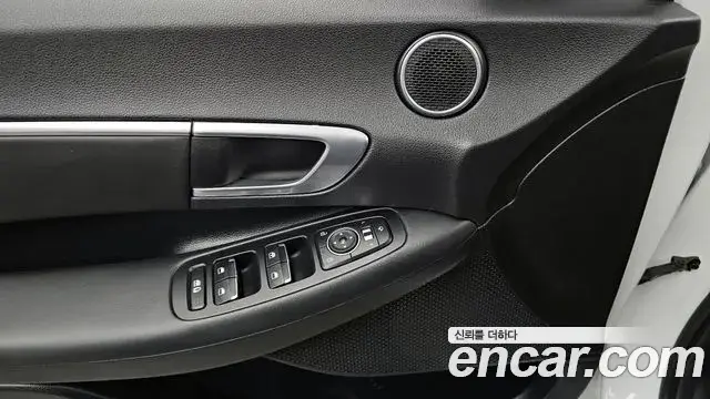 Hyundai Sonata Hybrid 2019 — Şəkil 19/32