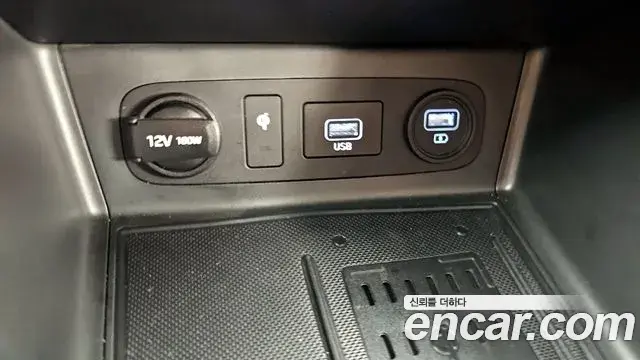 Hyundai Sonata Hybrid 2019 — Şəkil 21/32