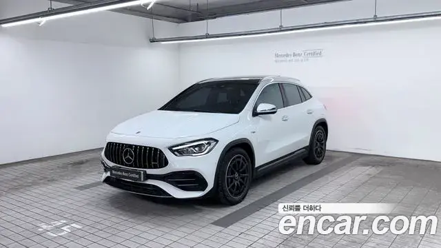 Mercedes-Benz GLA-Class 2023 — Photo 1/20