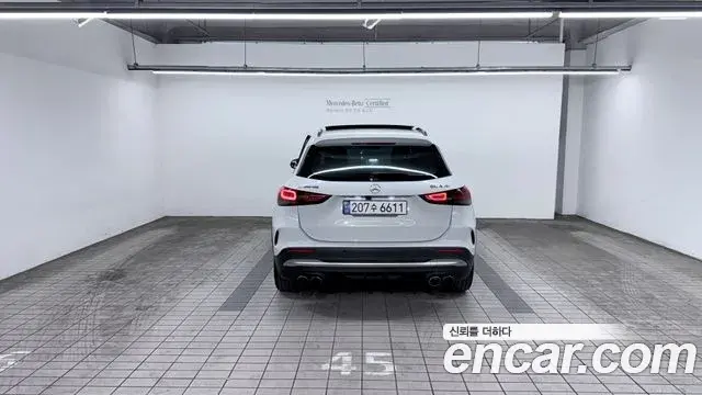 Mercedes-Benz GLA-Class 2023 — Photo 4/20