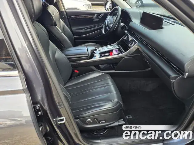 Genesis GV80 2021 — ფოტო 4/20