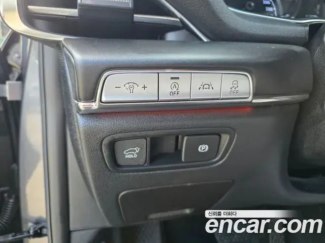 Genesis GV80 2021 — ფოტო 16/20