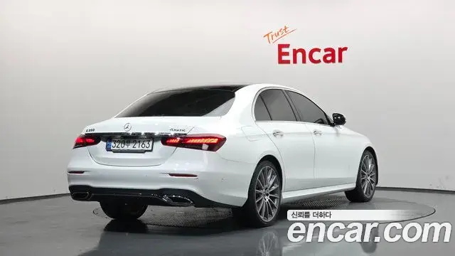 Mercedes-Benz E-Class 2020 — Фото 2/20