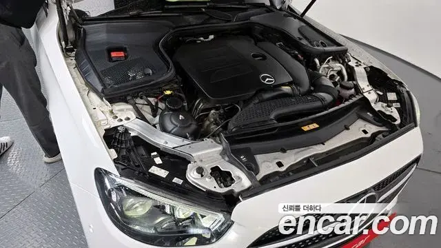 Mercedes-Benz E-Class 2020 — Фото 6/20