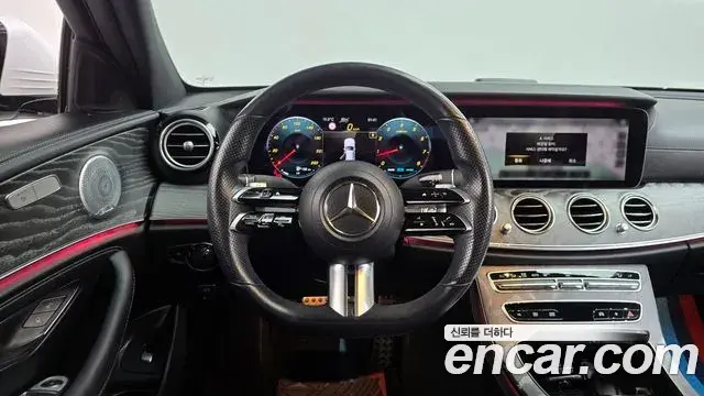 Mercedes-Benz E-Class 2020 — Фото 13/20