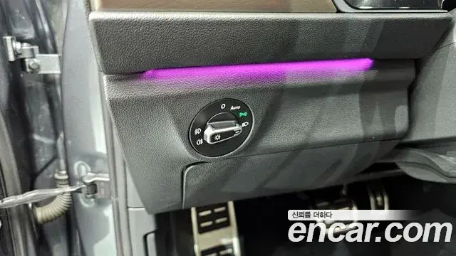 Volkswagen Jetta 2021 — ფოტო 7/34