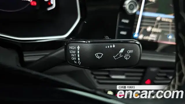 Volkswagen Jetta 2021 — ფოტო 25/34