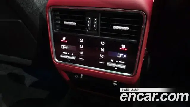 Porsche Cayenne 2020 — Şəkil 37/41