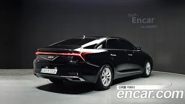 Kia K8 2021 — Photo 12/20