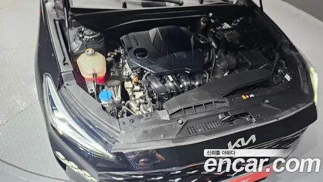 Kia K8 2021 — Photo 1/20