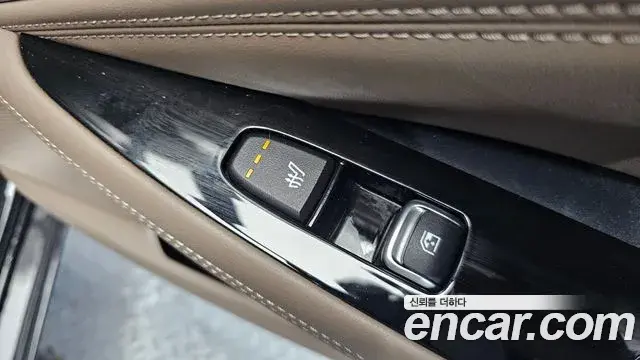 Kia K8 2021 — Photo 5/20