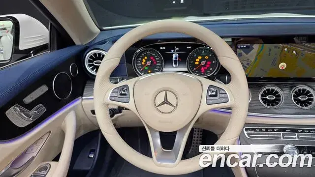Mercedes-Benz E-Class 2018 — Фото 13/20