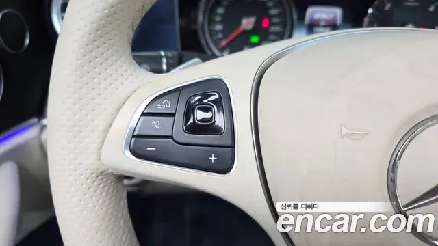 Mercedes-Benz E-Class 2018 — Şəkil 27/36
