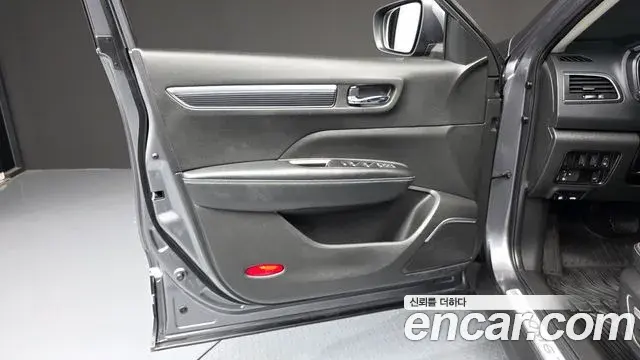 Renault Samsung QM6 2021 — ფოტო 15/37