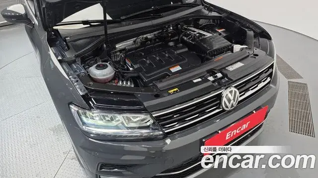 Volkswagen Tiguan 2018 — Şəkil 2/33