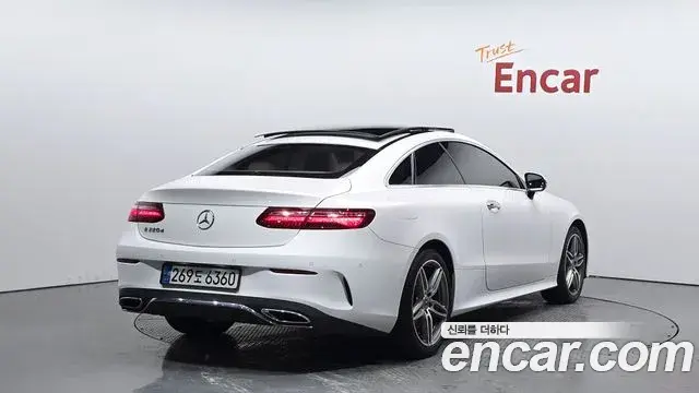 Mercedes-Benz E-Class 2019 — Фото 2/20