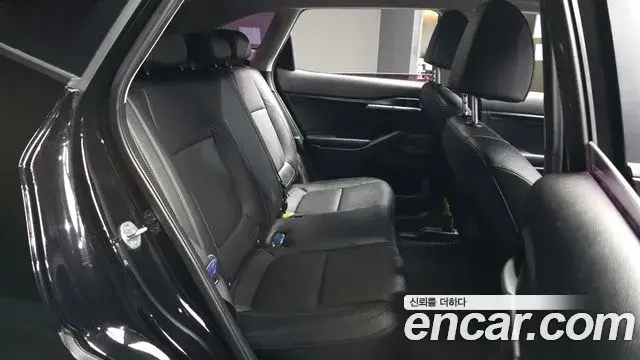 Kia Seltos 2020 — ფოტო 4/32
