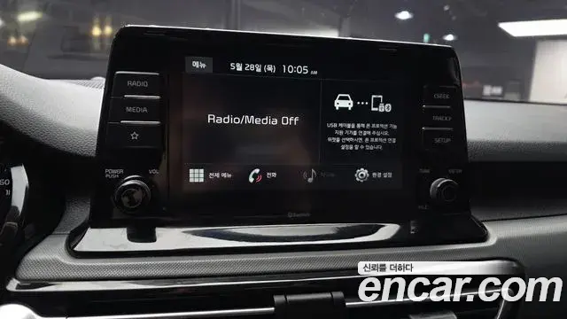Kia Seltos 2020 — ფოტო 8/32