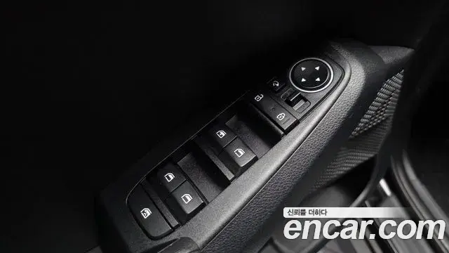 Kia Seltos 2020 — ფოტო 32/32