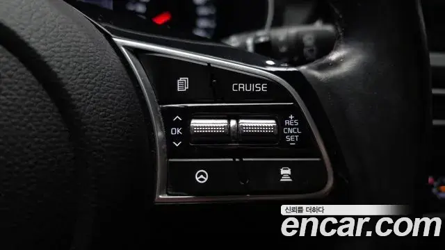 Kia Seltos 2020 — ფოტო 3/32
