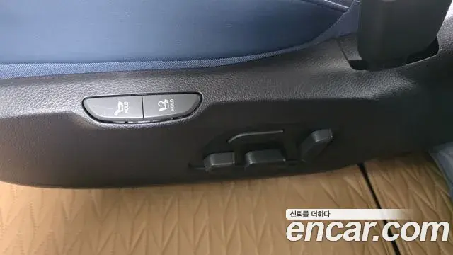 Kia Carnival 2024 — Фото 20/20
