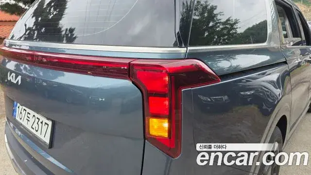 Kia Carnival 2024 — Photo 23/31