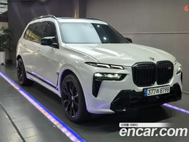 BMW X7 2023 — ფოტო 6/20