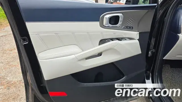 Kia Sorento 2021 — Şəkil 16/30