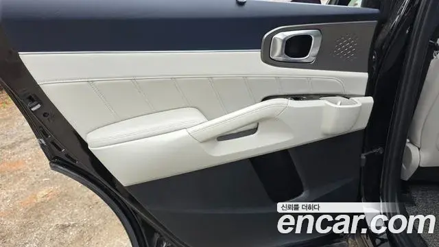 Kia Sorento 2021 — Şəkil 24/30