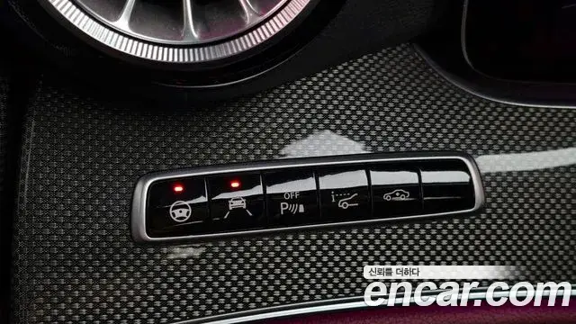 Mercedes-Benz CLS-Class 2019 — Photo 31/37