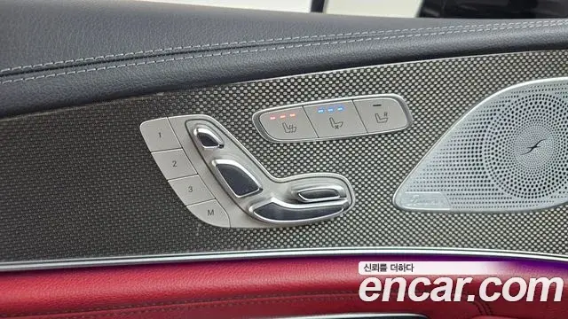 Mercedes-Benz CLS-Class 2019 — Photo 23/37