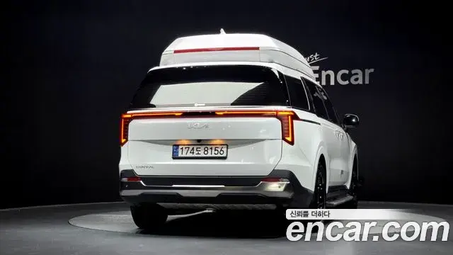 Kia Carnival 2024 — ფოტო 9/20