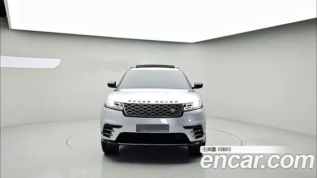 Land Rover Range Rover Velar 2019 — ფოტო 17/20