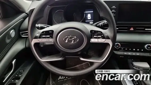 Hyundai The New Avante Hybrid 2022 — ფოტო 7/18