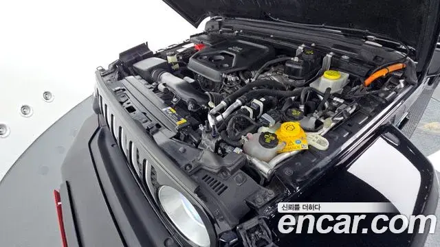 Jeep Wrangler 2021 — Şəkil 27/34