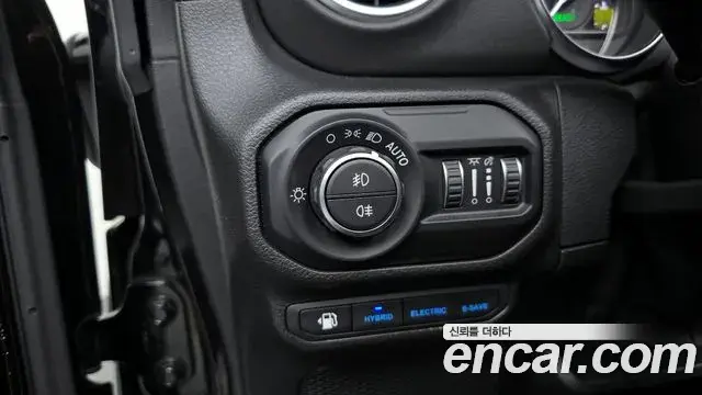 Jeep Wrangler 2021 — Şəkil 16/34