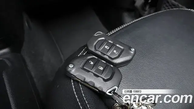 Jeep Wrangler 2021 — Şəkil 30/34